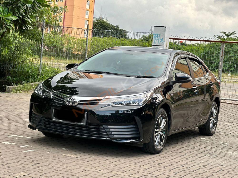 Mobil Toyota Corolla 2018