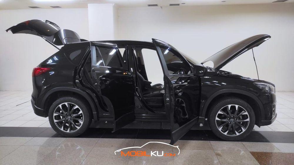Mobil Mazda CX-5 2017