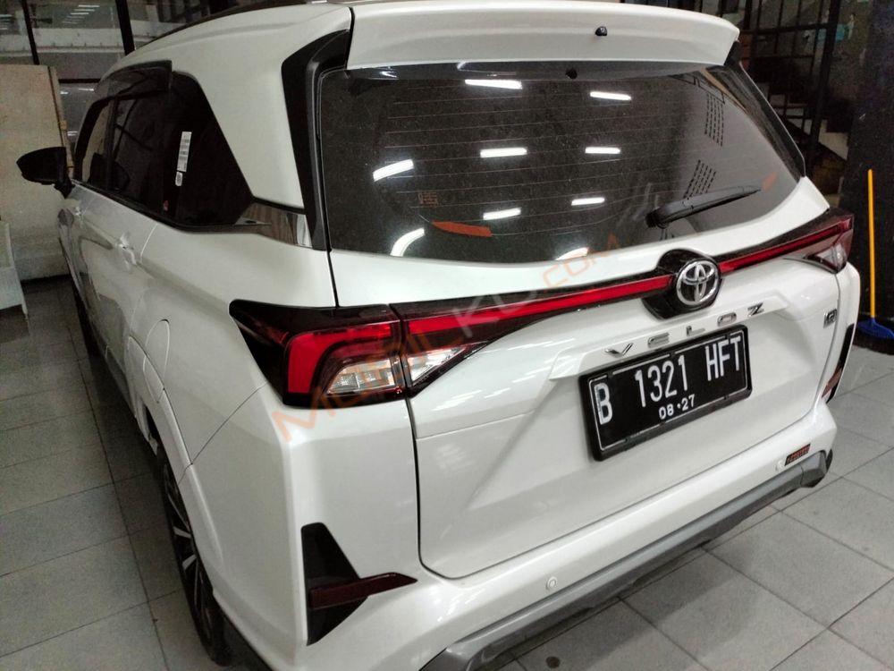 Mobil Toyota Veloz 2022