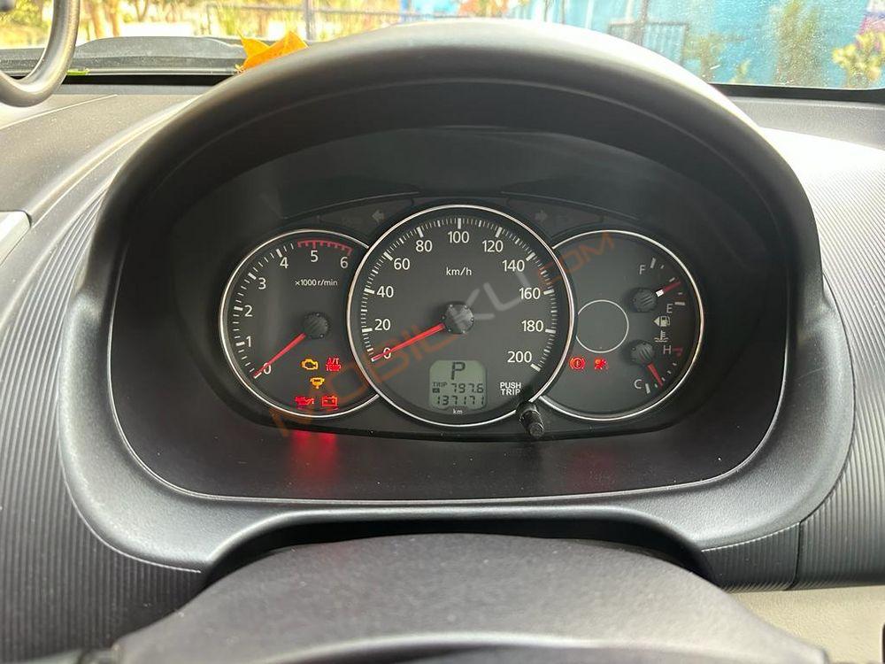 Mobil Mitsubishi Pajero Sport 2013