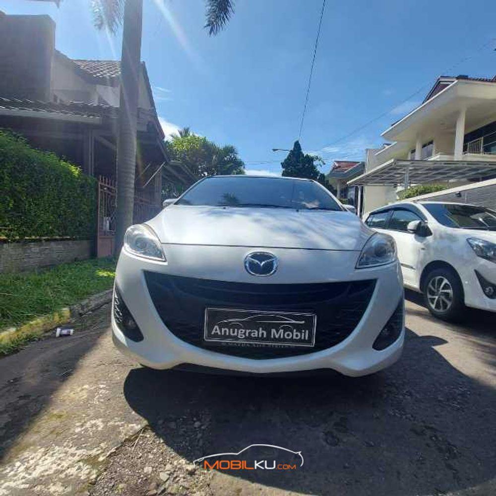 Mobil Mazda 5 2017
