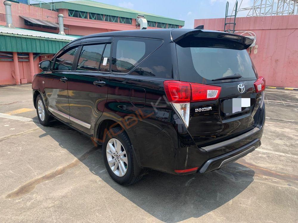 Mobil Toyota Kijang Innova 2018