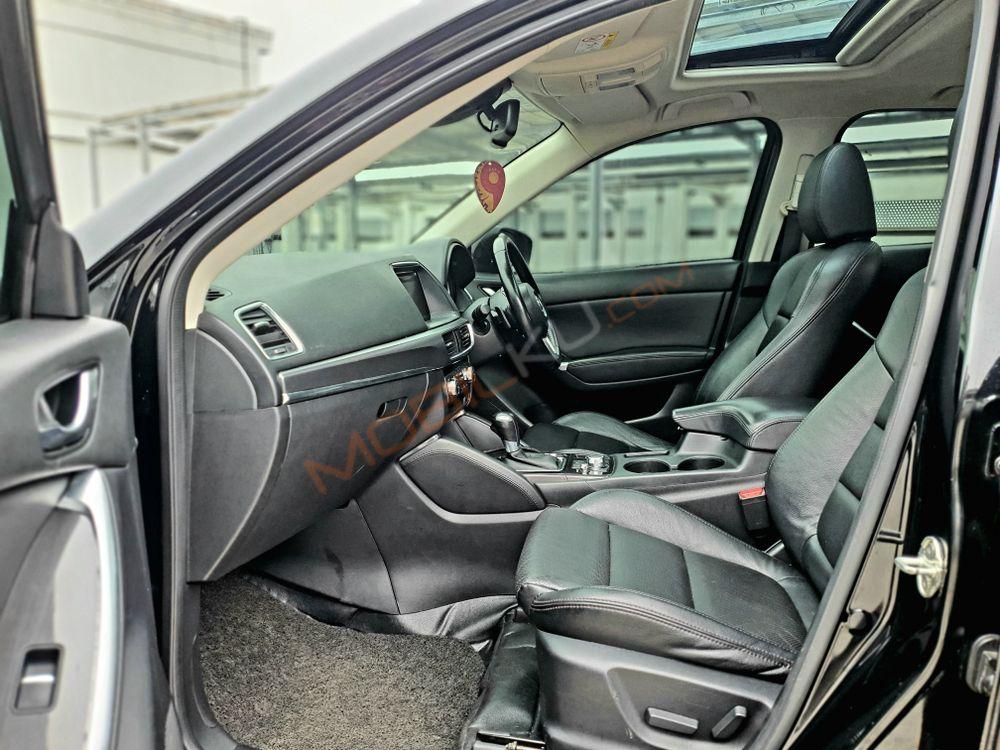 Mobil Mazda CX-5 2016