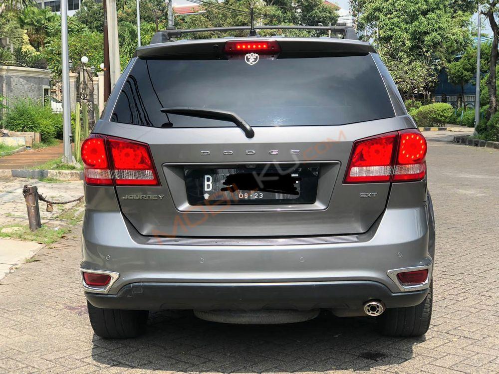 Mobil Dodge Journey 2013
