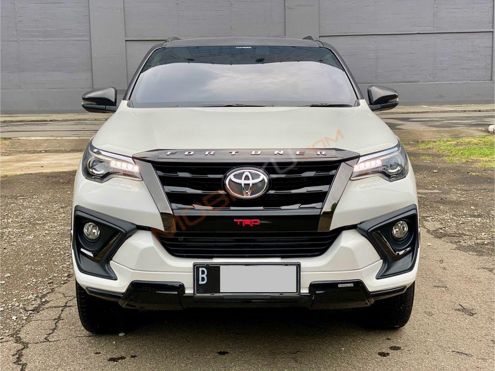 Mobil Toyota Fortuner 2020
