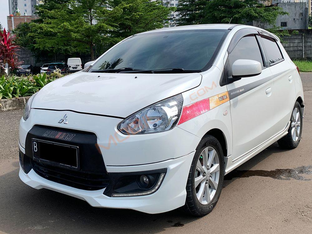 Mobil Mitsubishi Mirage 2016