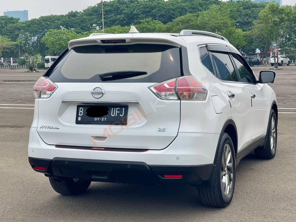 Mobil Nissan X-Trail 2017