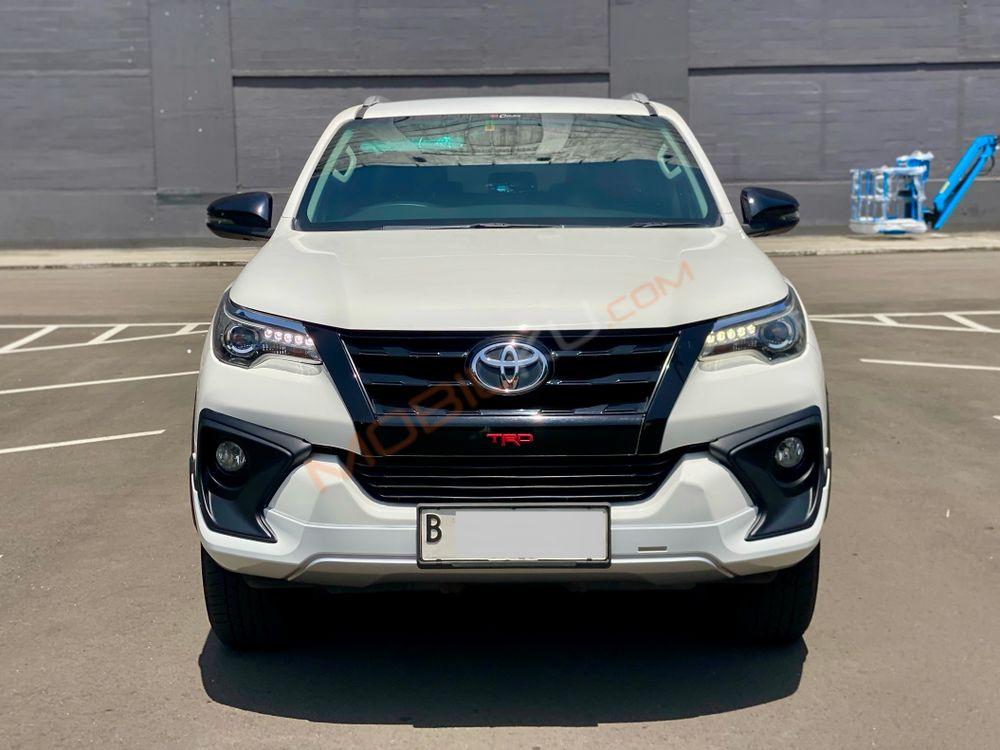 Mobil Toyota Fortuner 2018