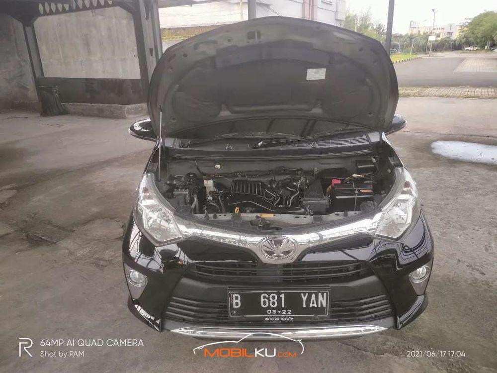 Mobil Toyota Calya 2017