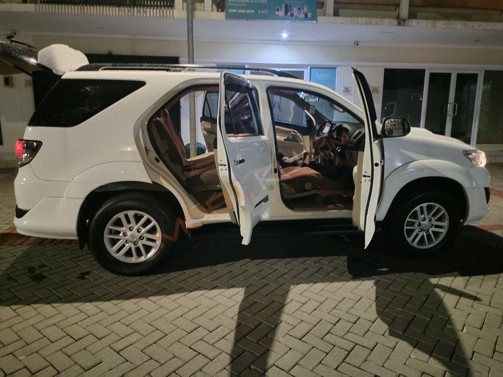 Mobil Toyota Fortuner 2013