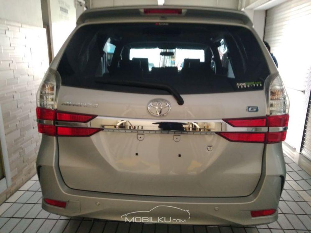 Mobil Toyota Avanza 2019