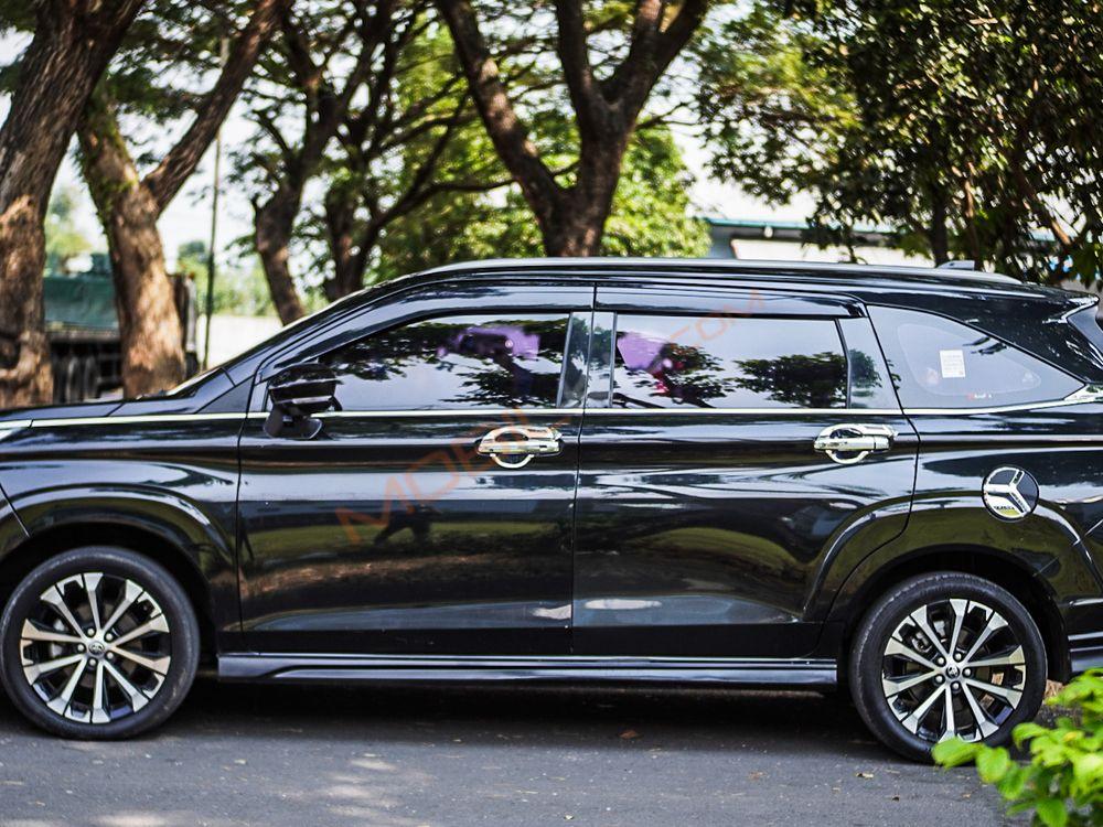 Mobil Toyota Veloz 2022