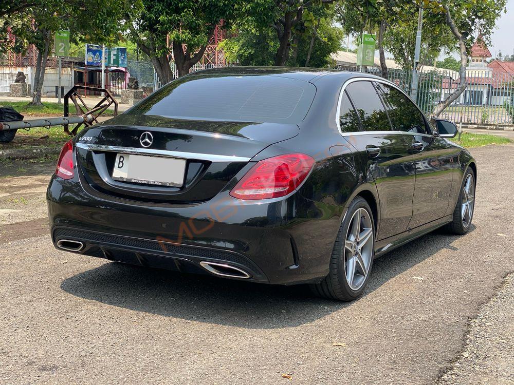 Mobil Mercedes-Benz C-Class 2018