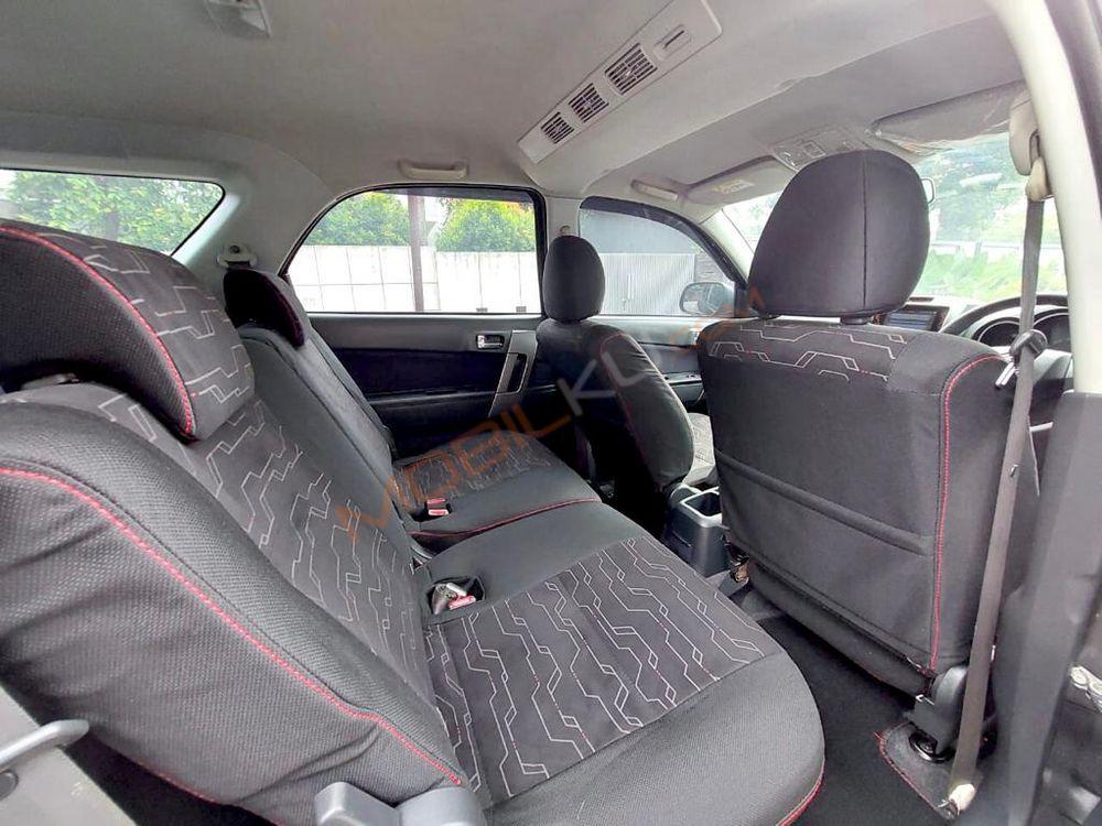 Mobil Toyota Rush 2015