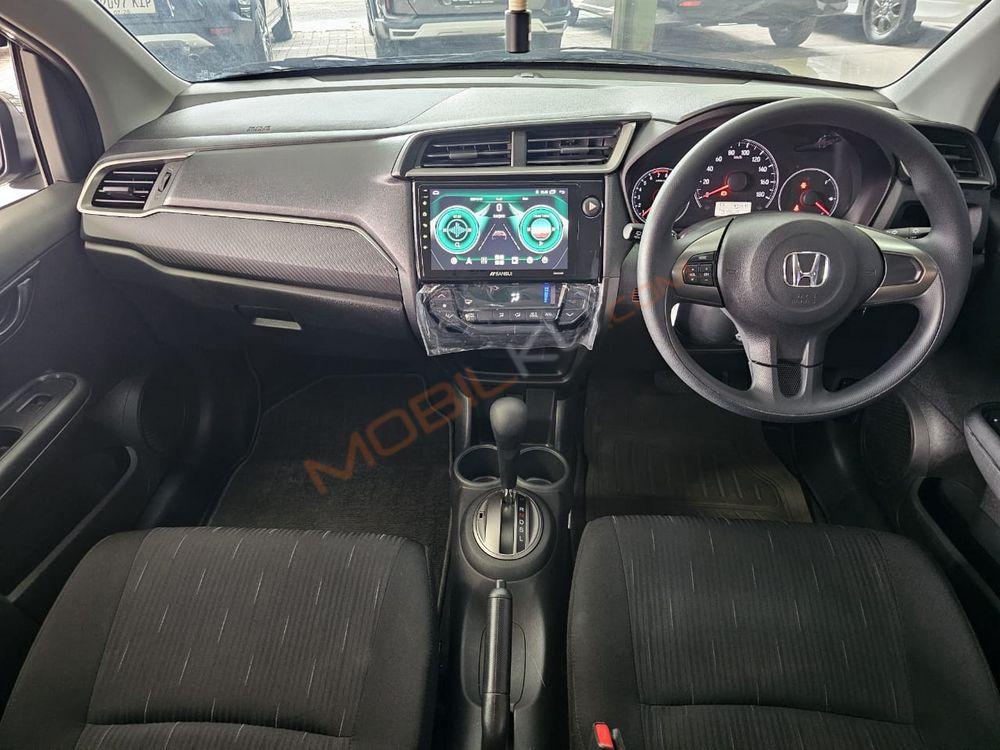 Mobil Honda Brio 2024