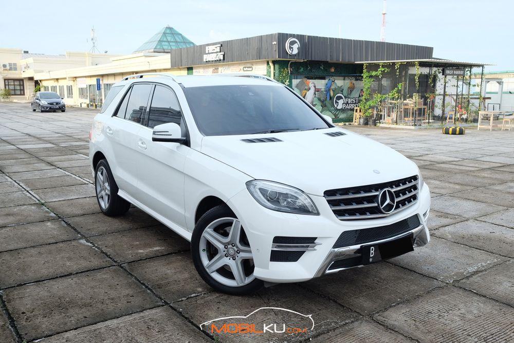 Mobil Mercedes-Benz ML 2015