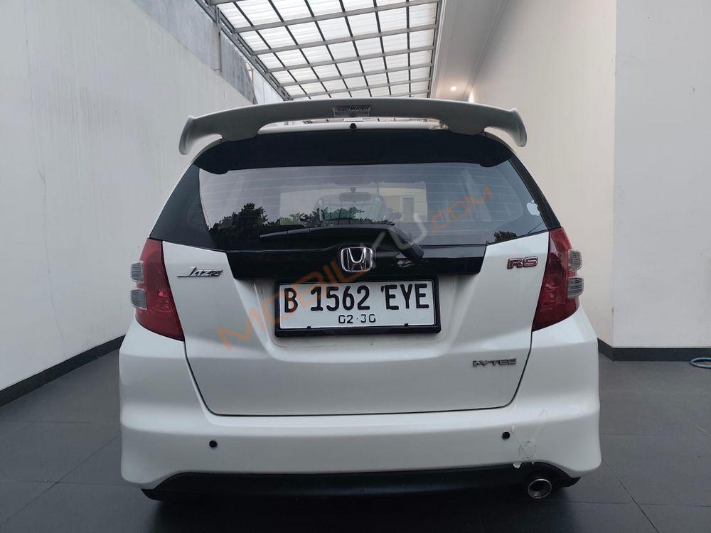 Mobil Honda Jazz 2010