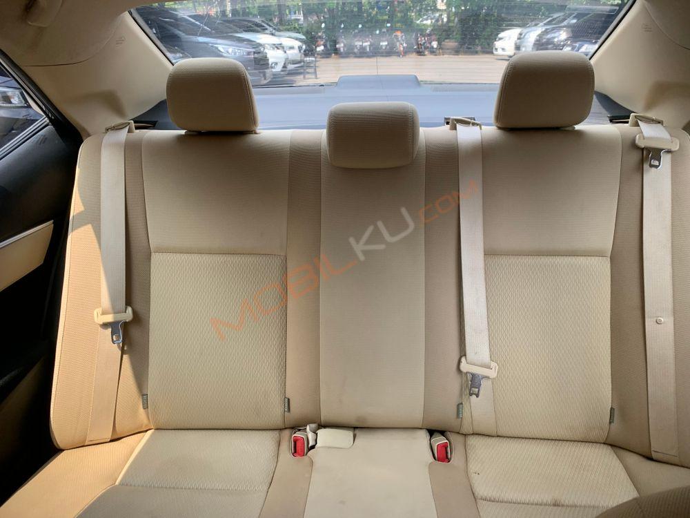 Mobil Toyota Corolla 2018