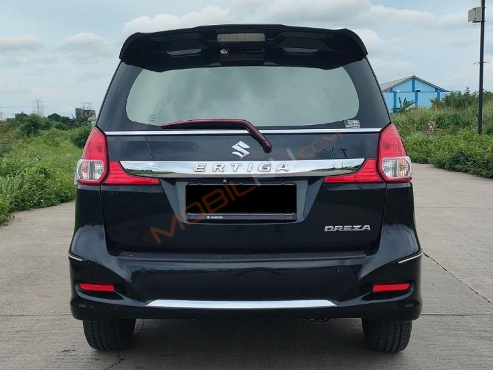 Mobil Suzuki Ertiga 2016
