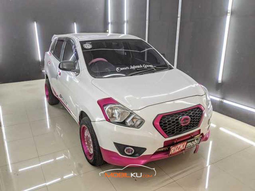 Mobil Datsun GO+ 2015