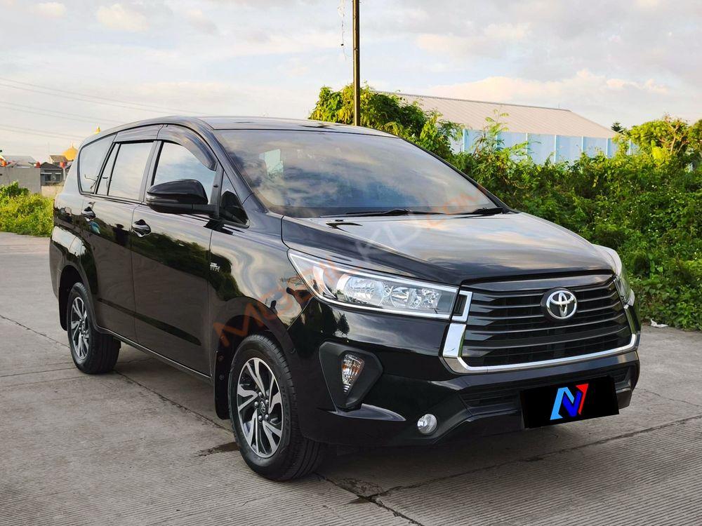 Mobil Toyota Kijang Innova 2021