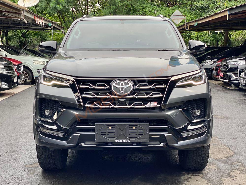 Mobil Toyota Fortuner 2023