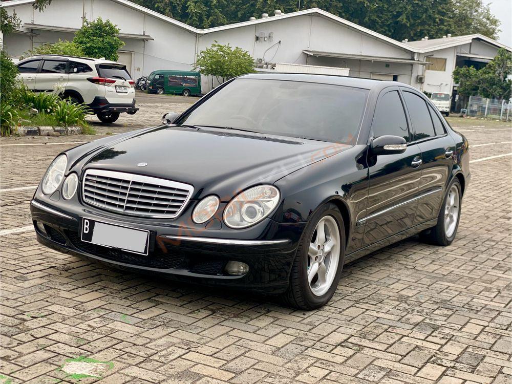 Mobil Mercedes-Benz E-Class 1996