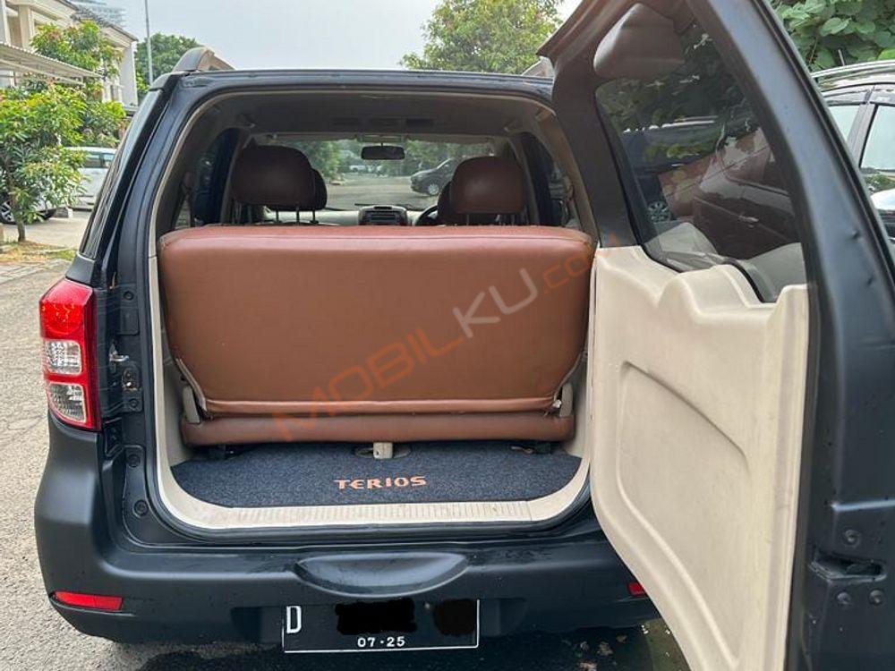 Mobil Daihatsu Terios 2007