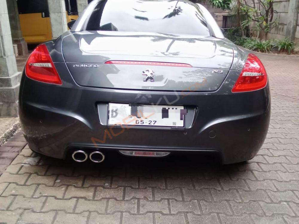 Mobil Peugeot RCZ 2012