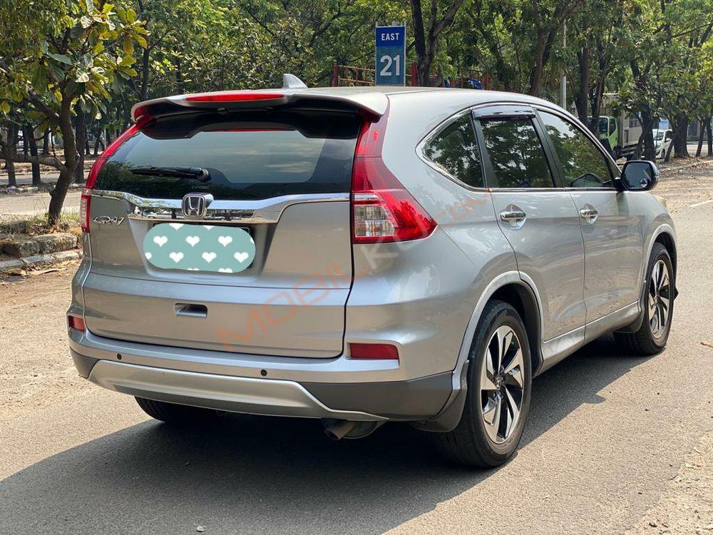 Mobil Honda CR-V 2017