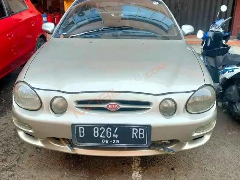 Mobil Kia Shuma 2000
