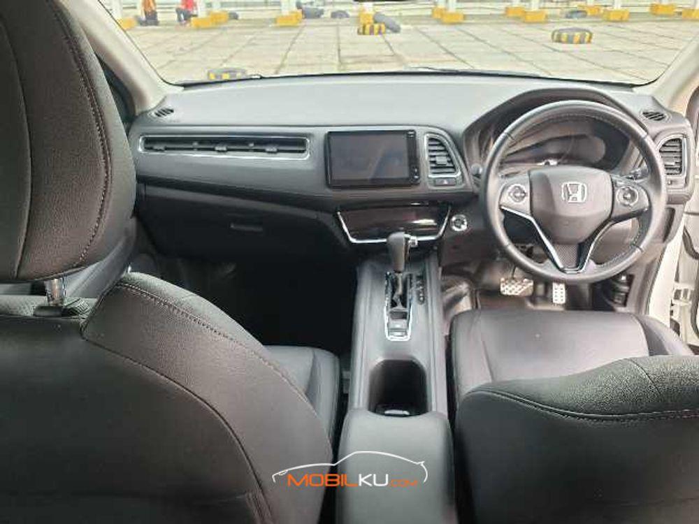 Mobil Honda HR-V 2020