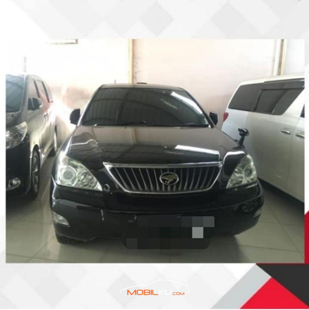 Mobil Toyota Harrier 2010