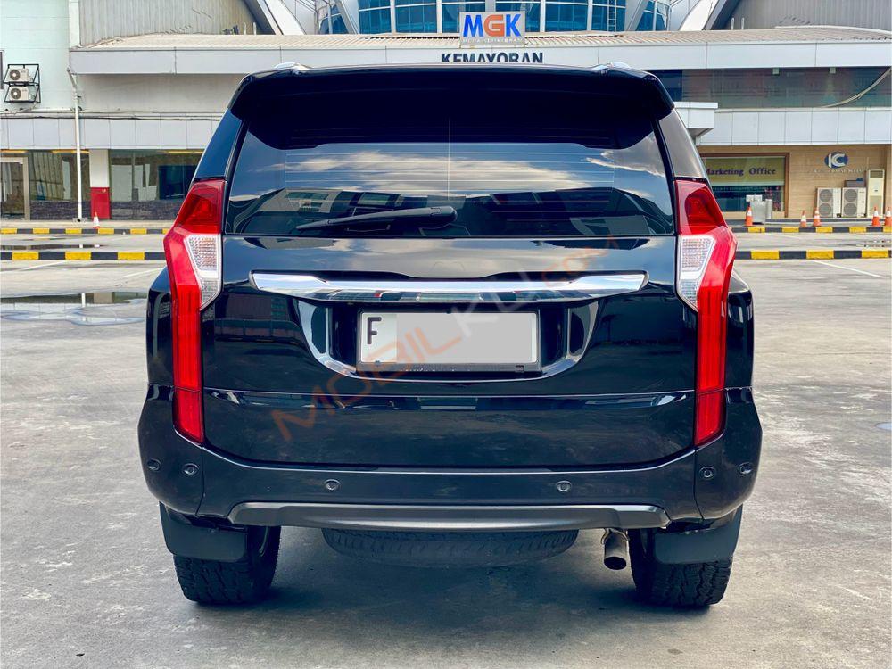 Mobil Mitsubishi Pajero Sport 2017