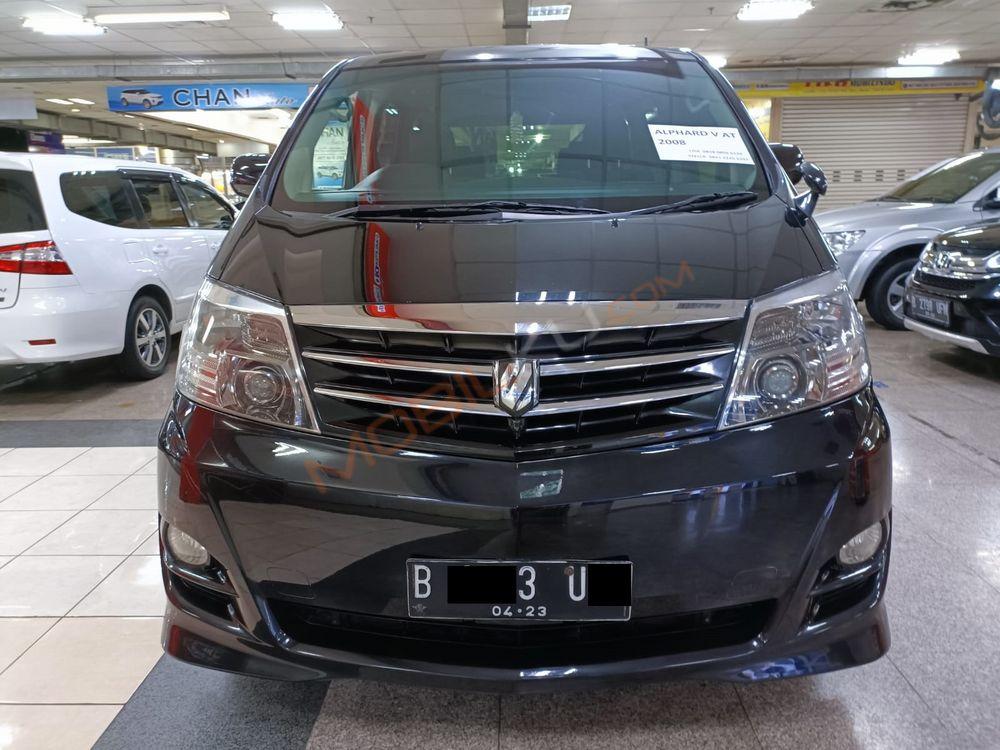 Mobil Toyota Alphard 2008