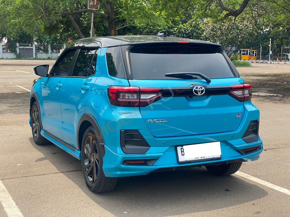 Mobil Toyota Raize 2023