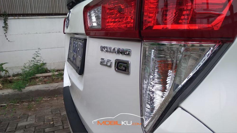Mobil Toyota Kijang Innova 2017