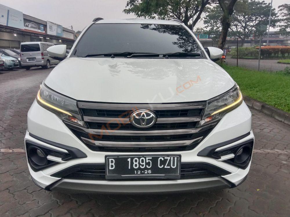 Mobil Toyota Rush 2021