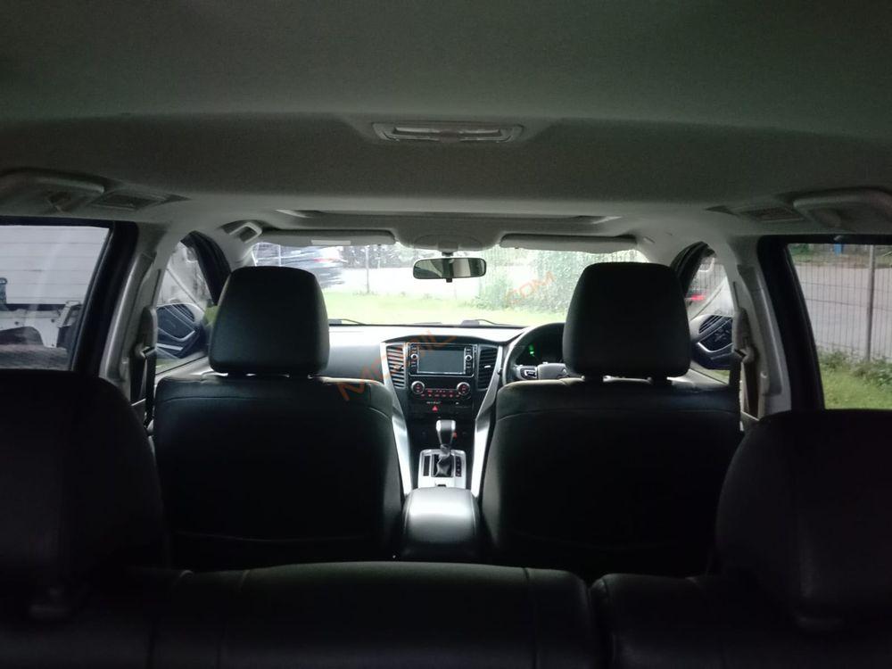 Mobil Mitsubishi Pajero 2017