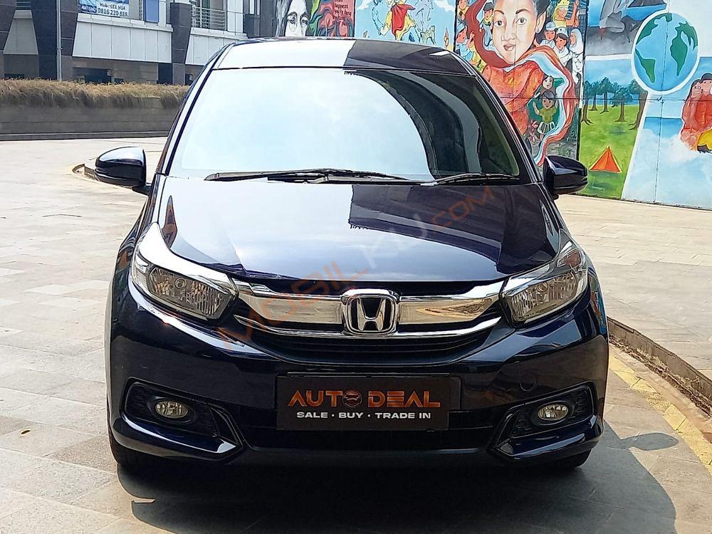 Mobil Honda Mobilio 2017