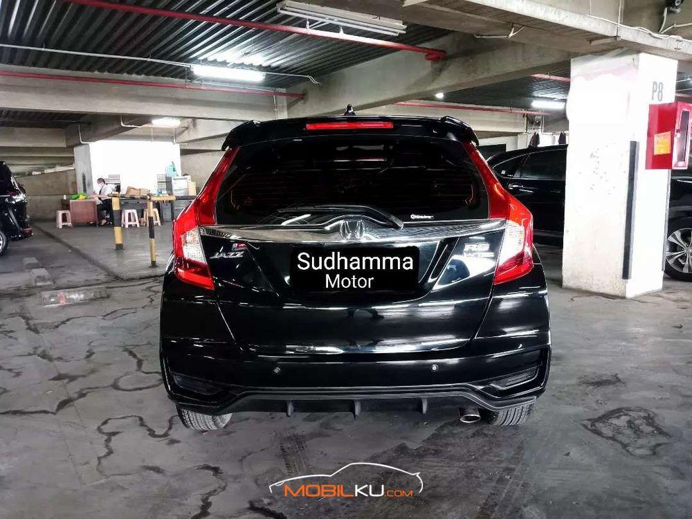 Mobil Honda Jazz 2018