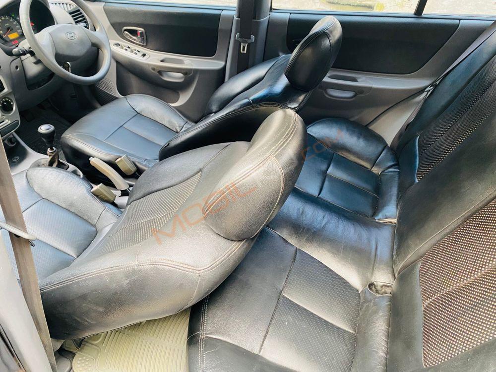 Mobil Hyundai Avega 2010