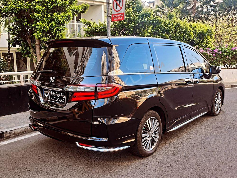 Mobil Honda Odyssey 2018