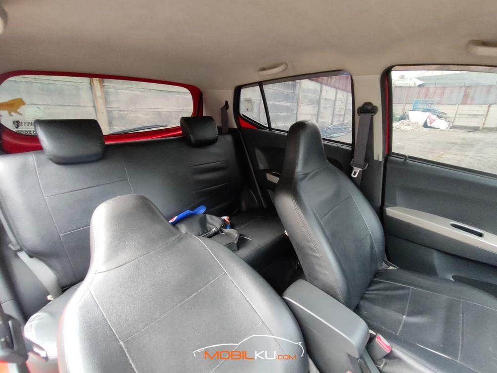 Mobil Daihatsu Ayla 2015