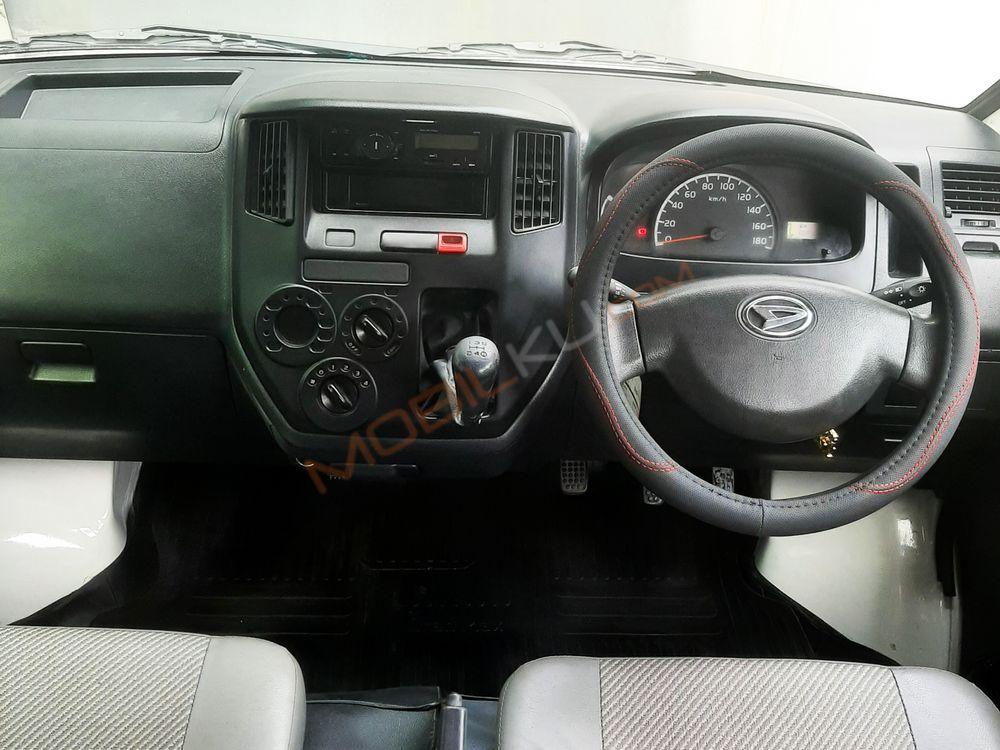 Mobil Daihatsu Gran Max 2018