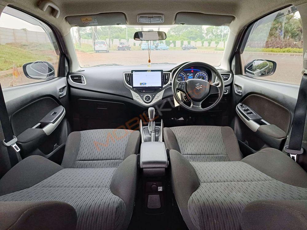 Mobil Suzuki Baleno 2018