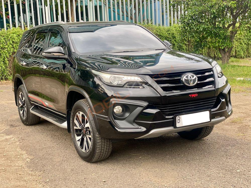 Mobil Toyota Fortuner 2017