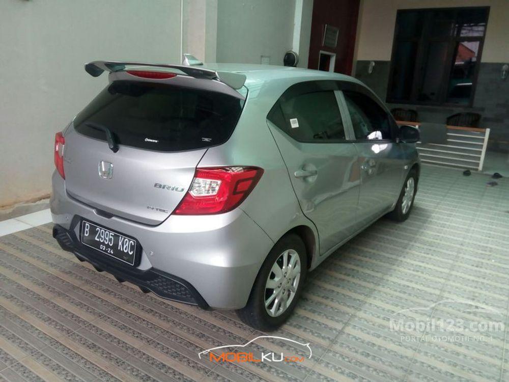 Mobil Honda Brio 2019