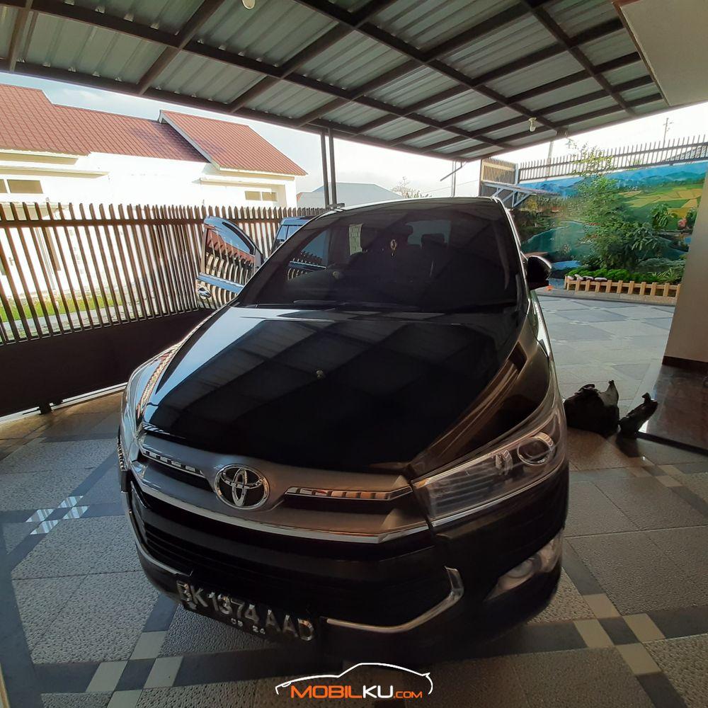 Mobil Toyota Kijang Innova 2019