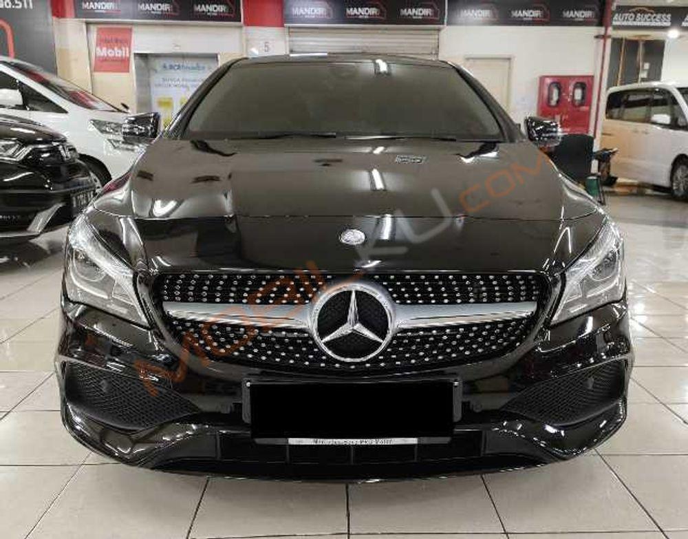Mobil Mercedes-Benz CLA 2017